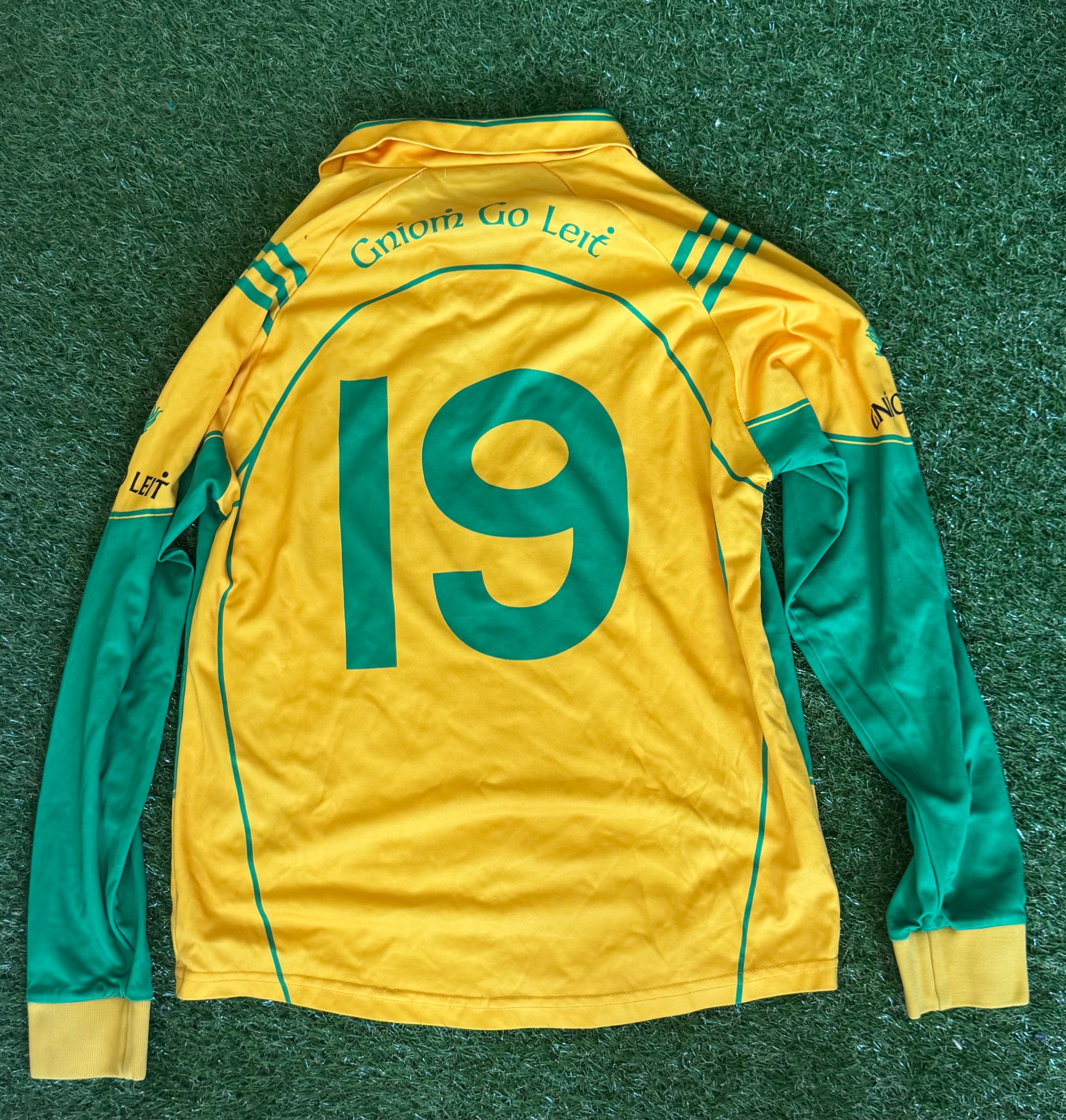 Size Small Gneevegulla (Kerry) GAA Long Sleeve Jersey - O’Neills