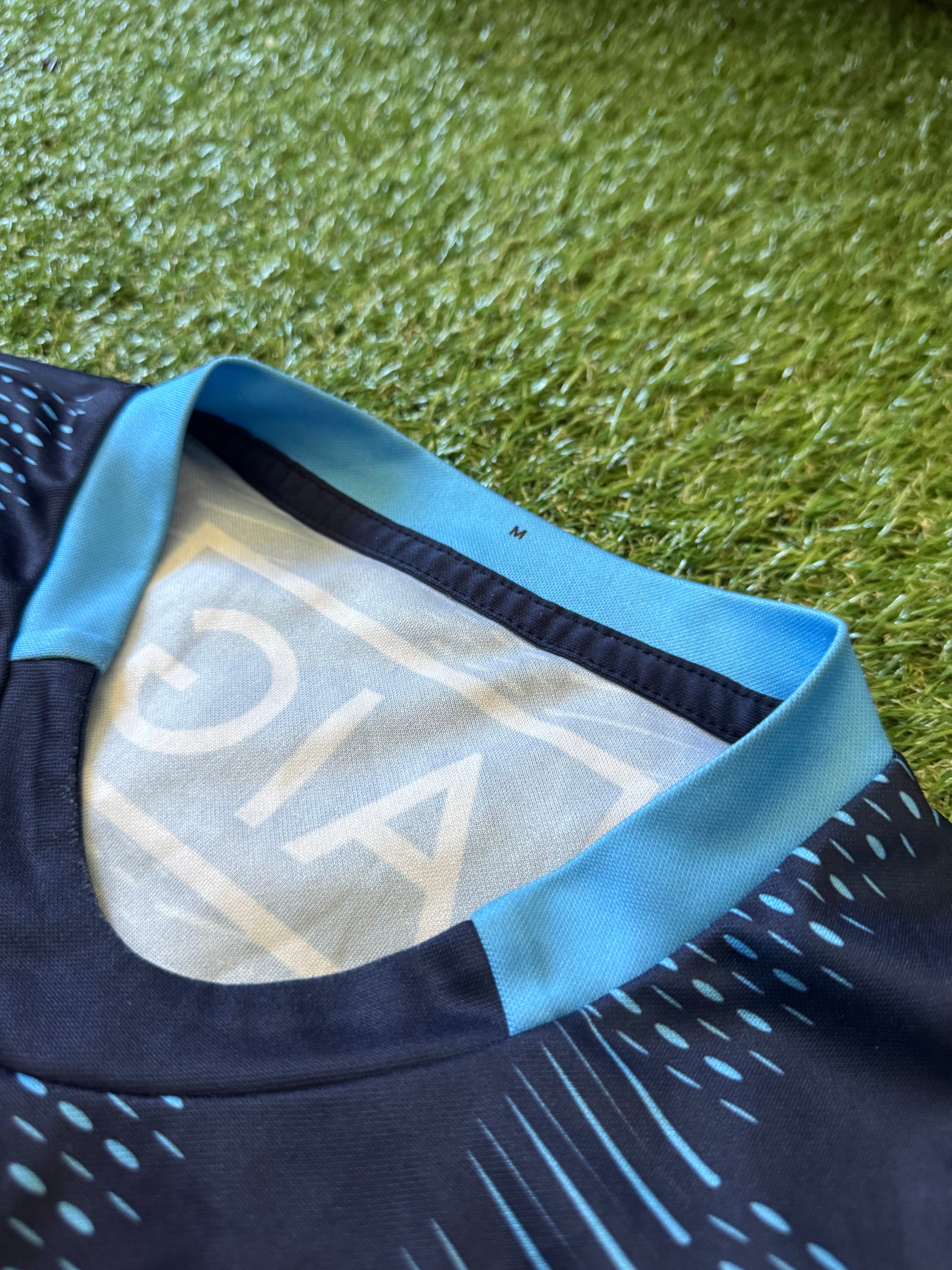 Dublin GAA Jersey - Size Medium - O’Neills