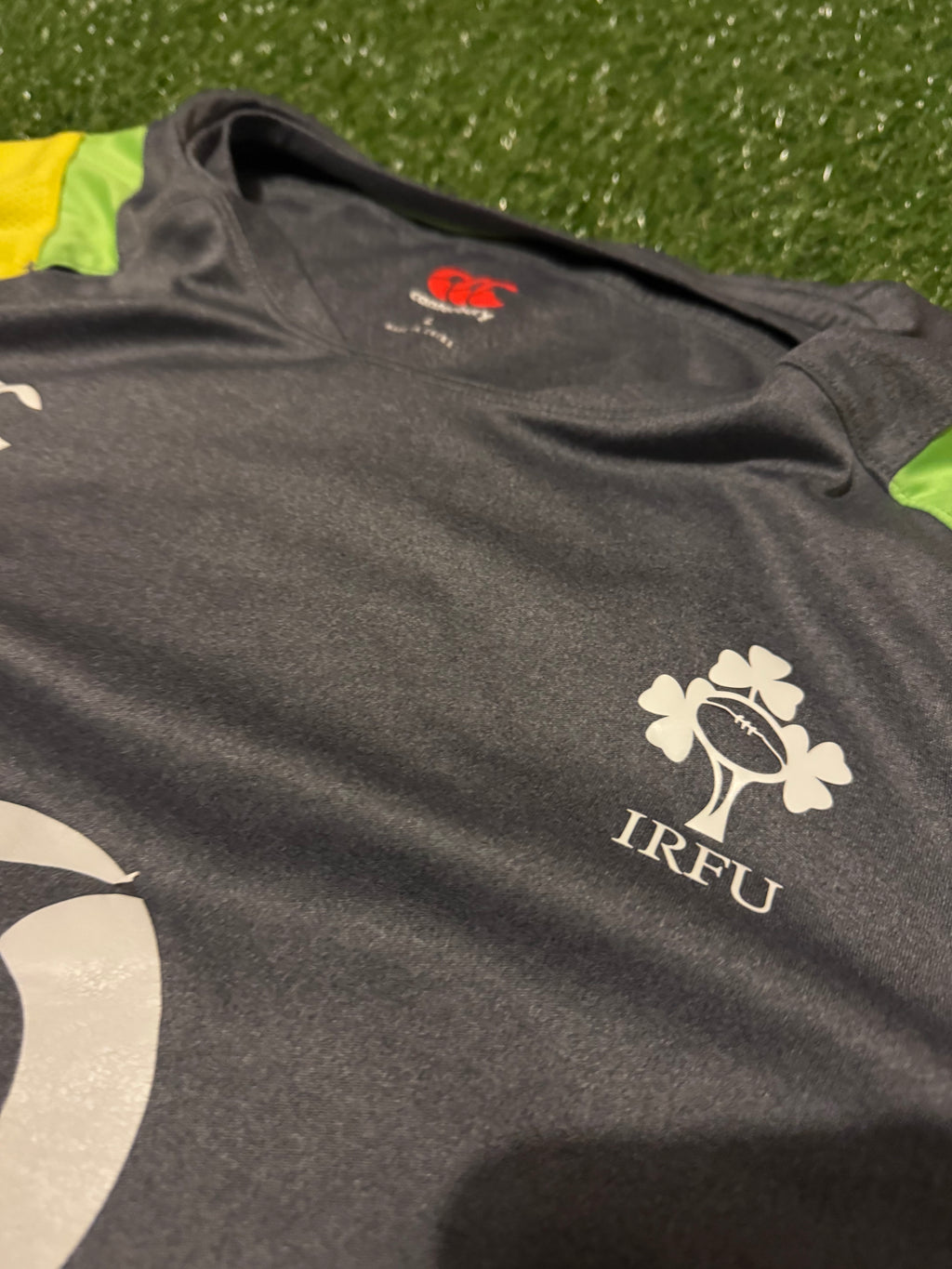 Ireland Rugby T-Shirt - Canterbury - Size L