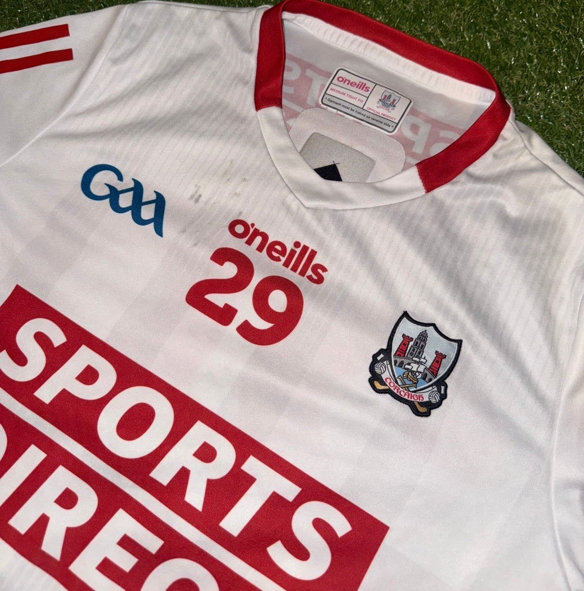 Cork GAA Jersey - Medium Tight Fit - GPS Pouch - O’Neills
