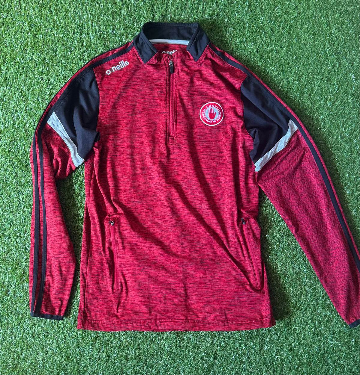 Tyrone GAA Half Zip - Size Medium - O’Neills