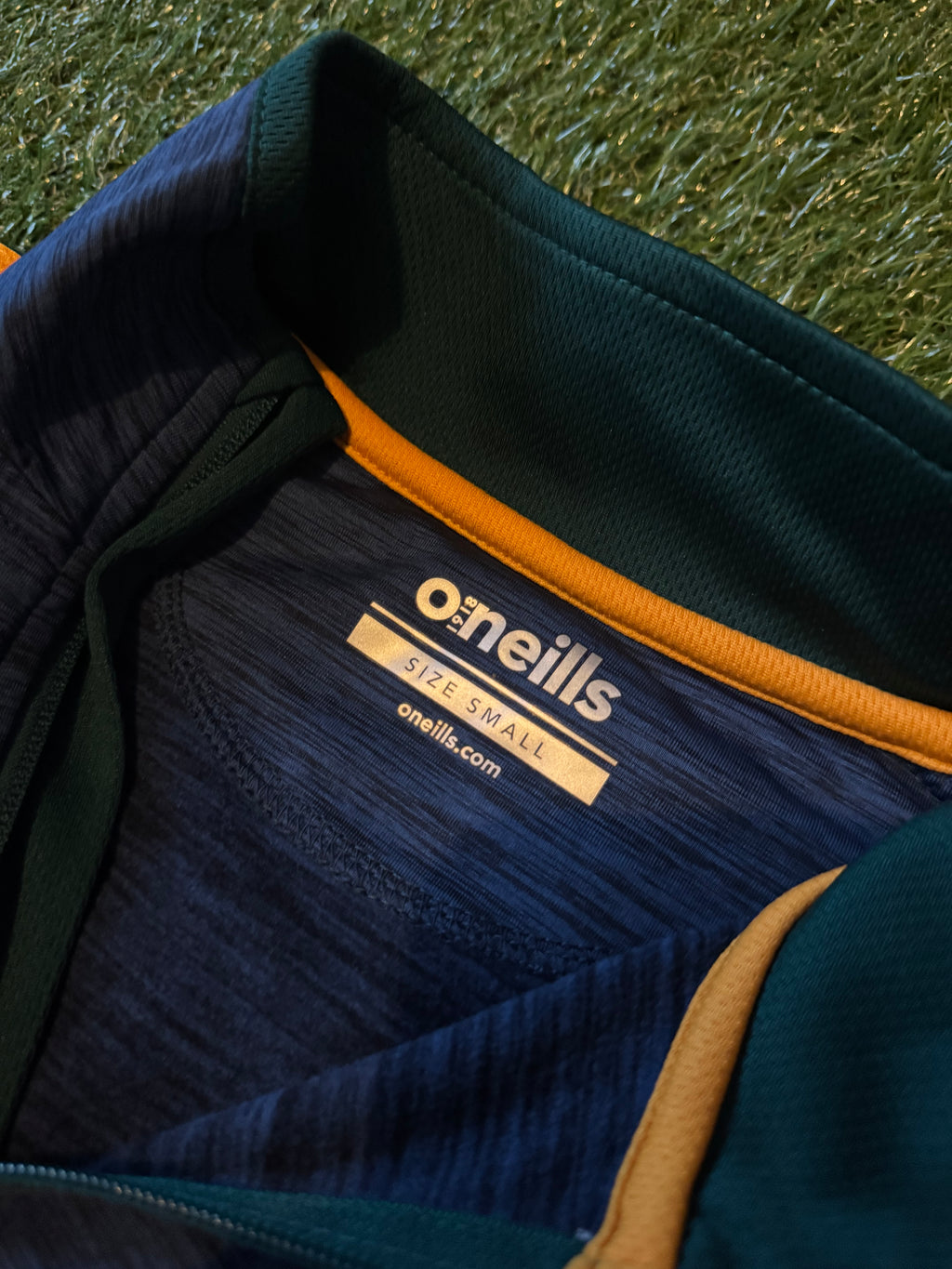 Meath GAA Half Zip - O’Neills Size Small