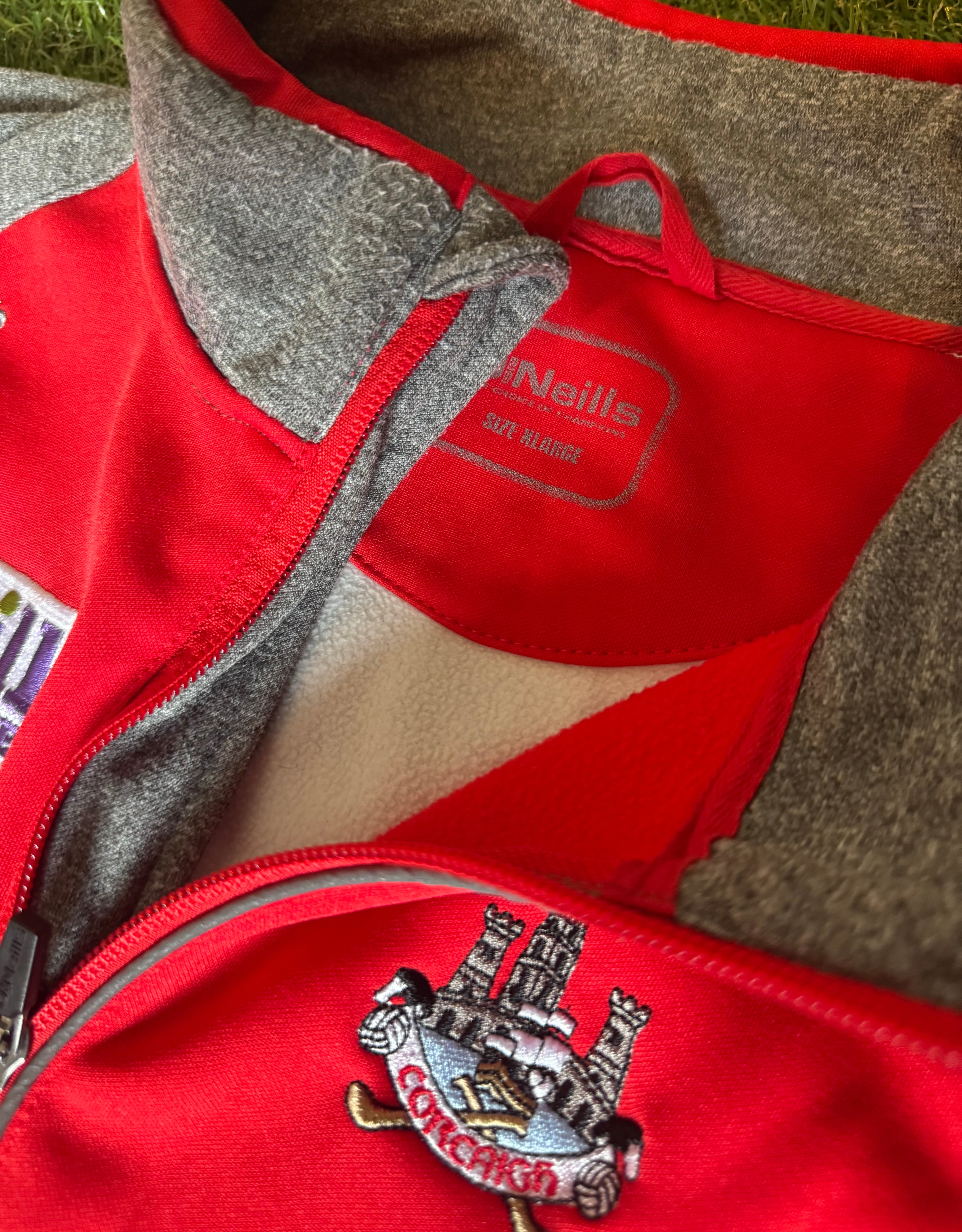 Cork GAA Size XL Half Zip - O’Neills