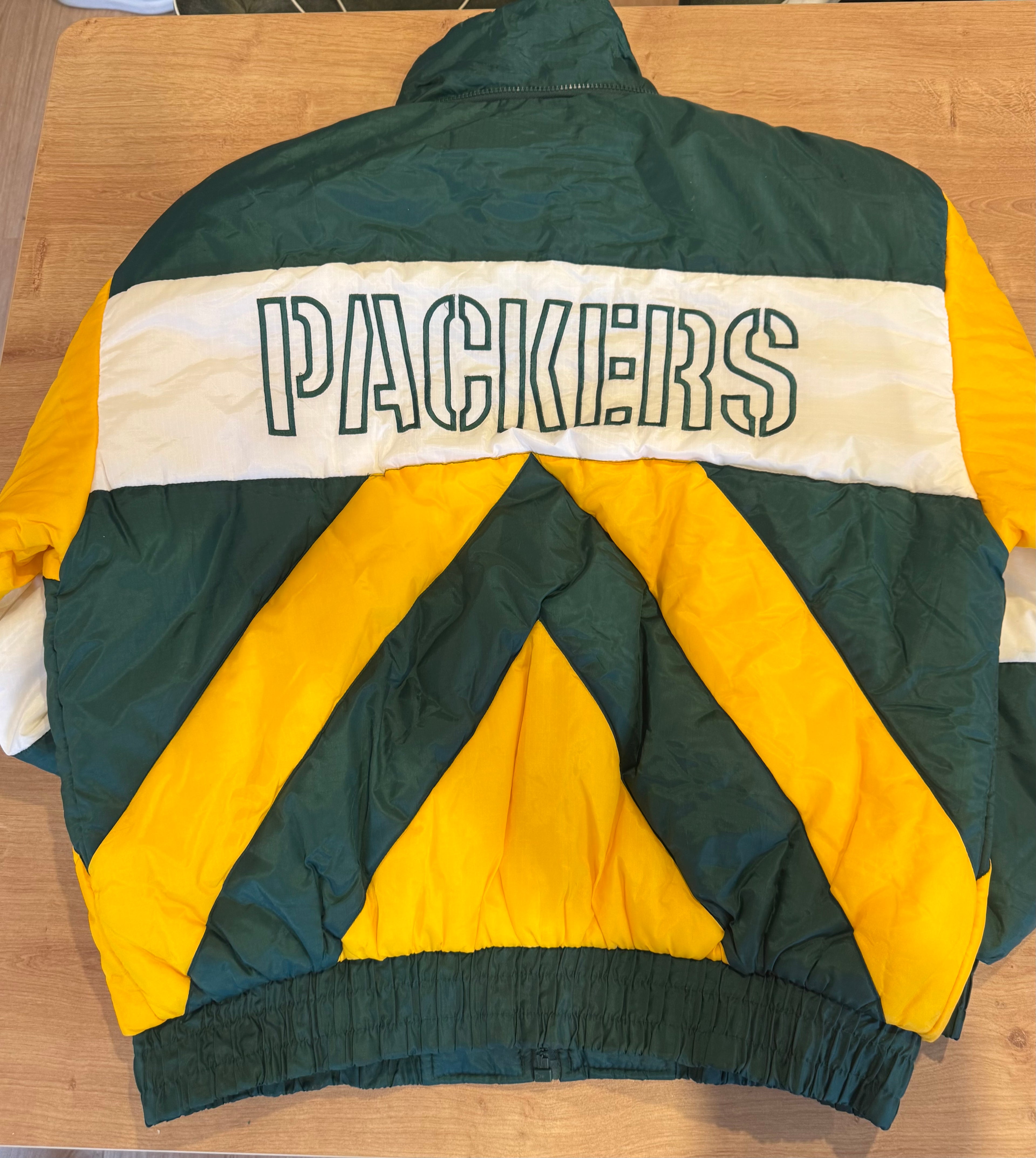 NFL Green Bay Packers Pro Player Puffer Jacket - Size L