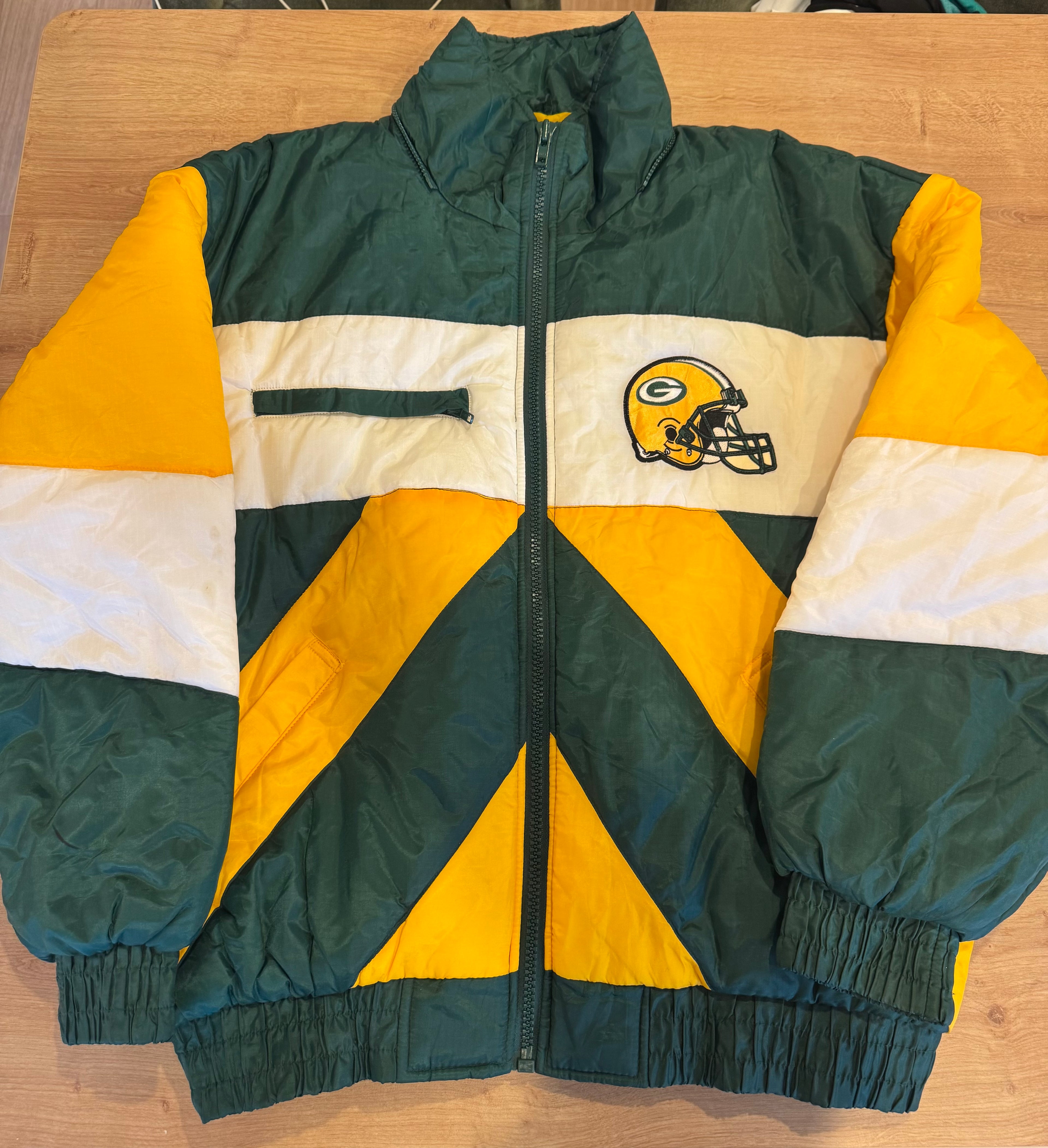 NFL Green Bay Packers Pro Player Puffer Jacket - Size L